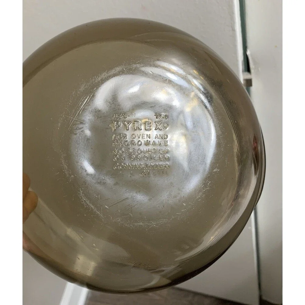 Vintage PYREX Smoked Brown Glass Bowl 023 1.5 Quart Oven & Microwave Safe NO LID
